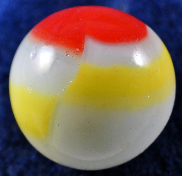 14mm Marble King One Pound 9/16" Cat's Eye Yellow Glass Marbles 99010013 